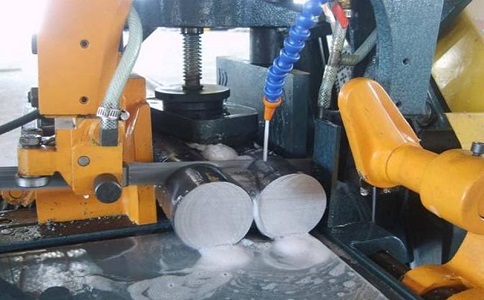 清溪镇卧式带锯床的送料方式有哪几种？